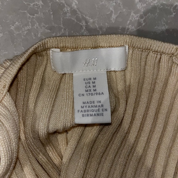 Crop Top - Picture 3 of 3